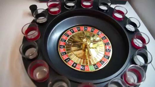 Accessories for alcohol: we play roulette, we cool with stones