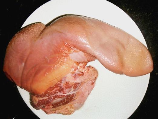 How to clean beef tongue?