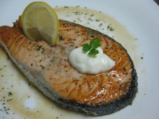 How to prepare juicy pink salmon?