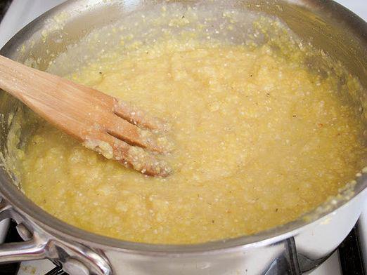 How to cook corn grits?
