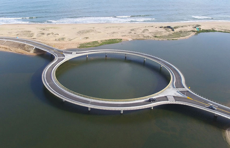 round bridge