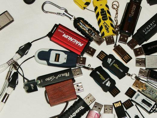 How to choose a flash drive?