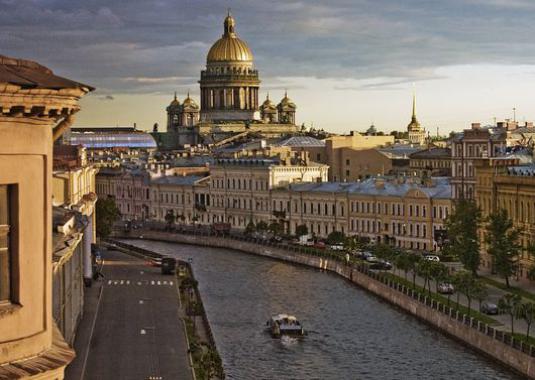 How to get to St. Petersburg?