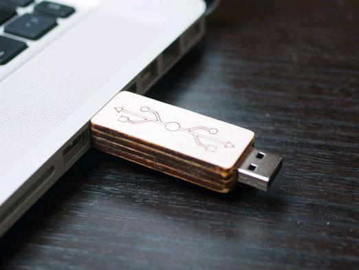 How to remove a virus from a USB flash drive?