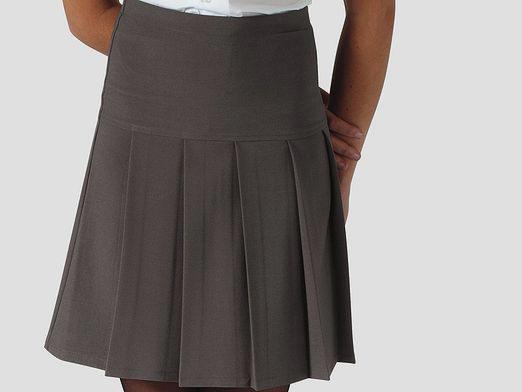 How to sew a skirt in a fold?