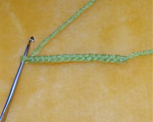 How to knit crochet hooks?