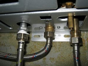 How to connect the gas stove?