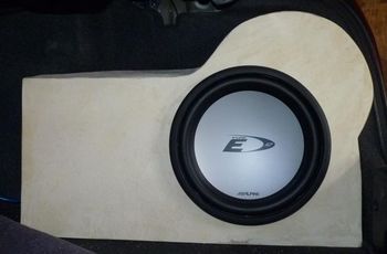 How to assemble a subwoofer?