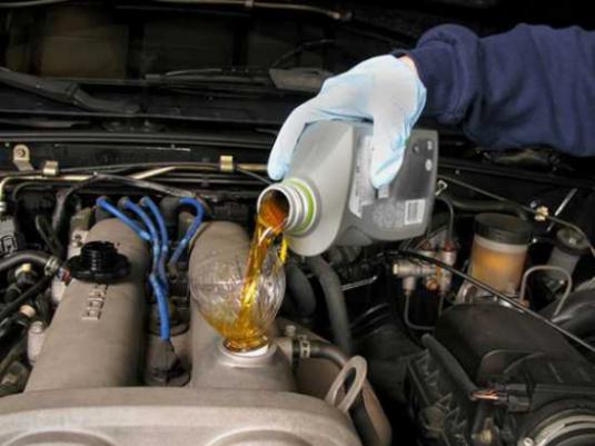 Which engine oil is better?