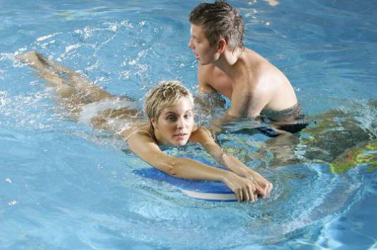 How to learn to swim for an adult?