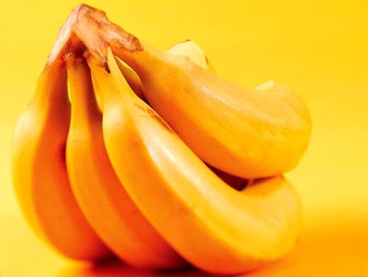 What vitamins are in a banana?